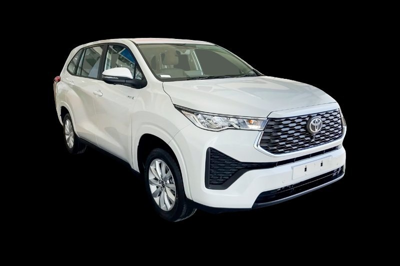 Toyota Innova Hycross